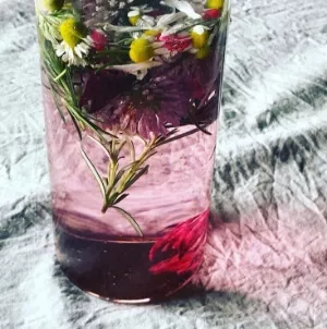 ハイビスカスのハーブティ